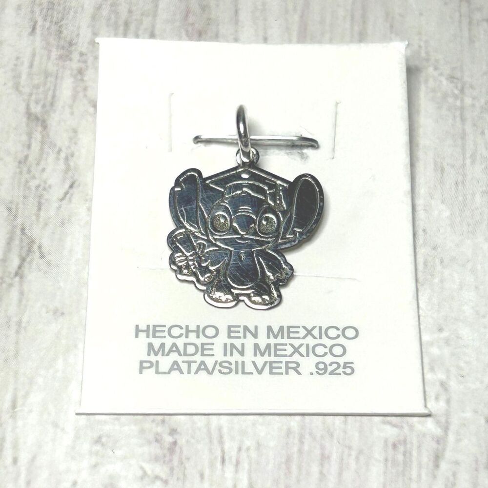 925 Sterling Silver Stitch Pendant